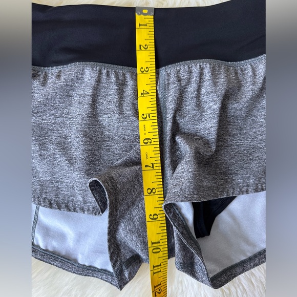Lululemon Speed Up Short Heather Lux Multi Black / Black Size 6 - Picture 15 of 16